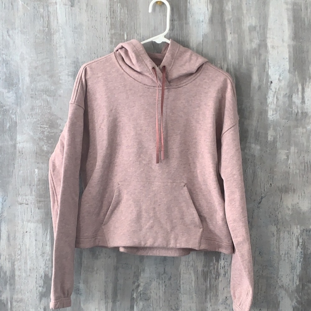 NWOT lululemon sz 8 pale pink cropped hoodie